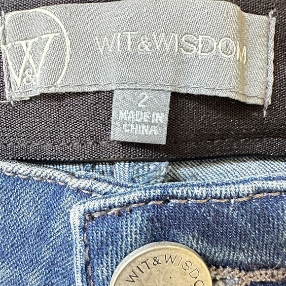 WIT & WISDOM AB SOLUTION HIGH RISE RETRO BERMUDA SHORTS IN BLUE NWT‎ SIZE 2 - Picture 10 of 11